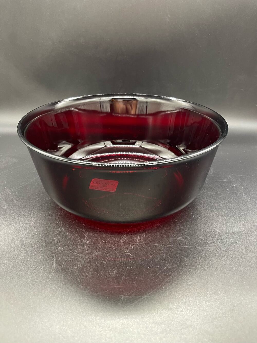 Arcoroc Verre Trempe Ruby Red Glass Serving Bowl 9”